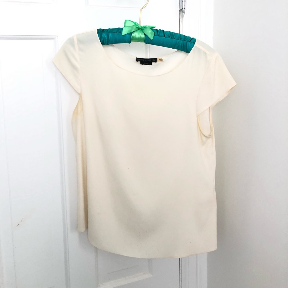 Alice & Olivia base silk shirt
